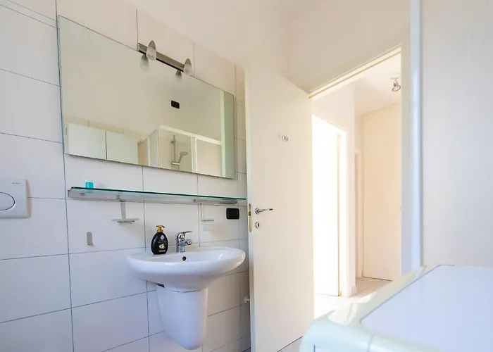 Casa Lisara 滨海圣洛伦佐